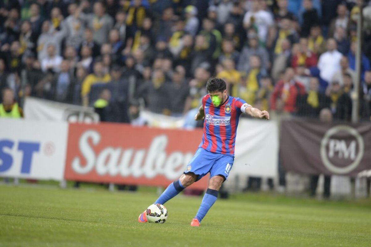 VIDEO şi FOTO » Descindere cu "mascaţi" » Condusă pînă în minutul 70 la Braşov, Steaua întoarce, 3-2, şi rămîne în lupta pentru titlu graţie "dublei" nou-intratului Rusescu  