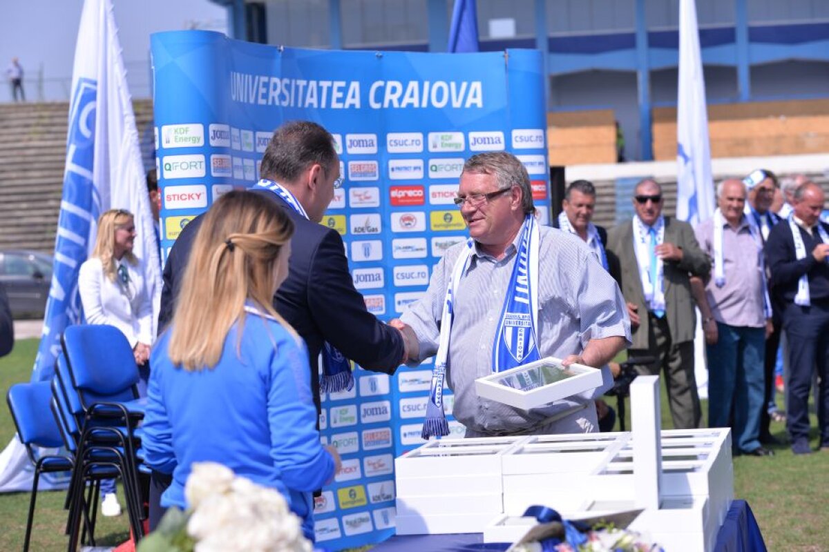 GALERIE FOTO Legendele Craiovei şi-au luat rămas bun de la stadionul "Ion Oblemenco"