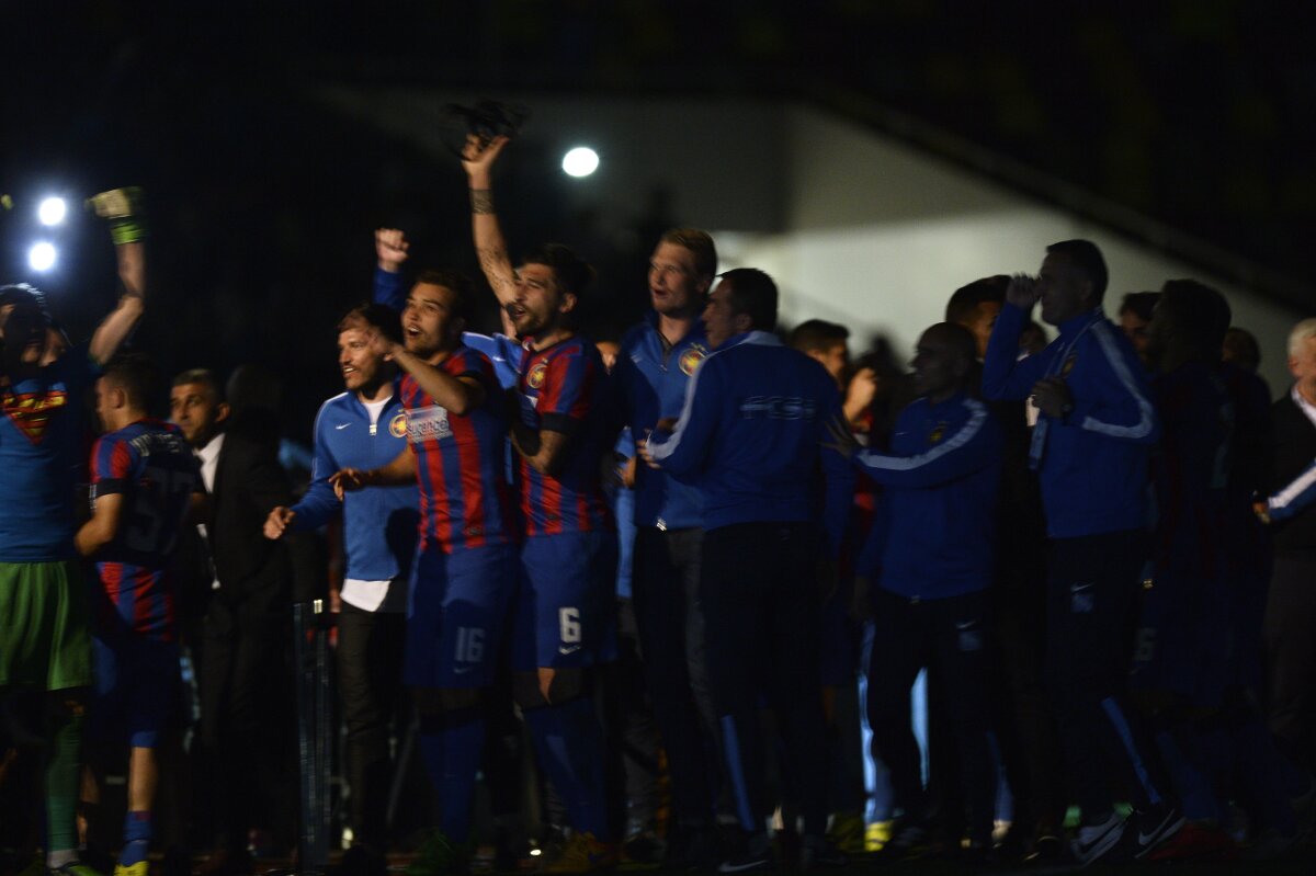 GALERIE FOTO+VIDEO Spectacol de lumini pe Arena Națională după ce Steaua a cucerit Cupa Ligii, 3-0 cu Pandurii