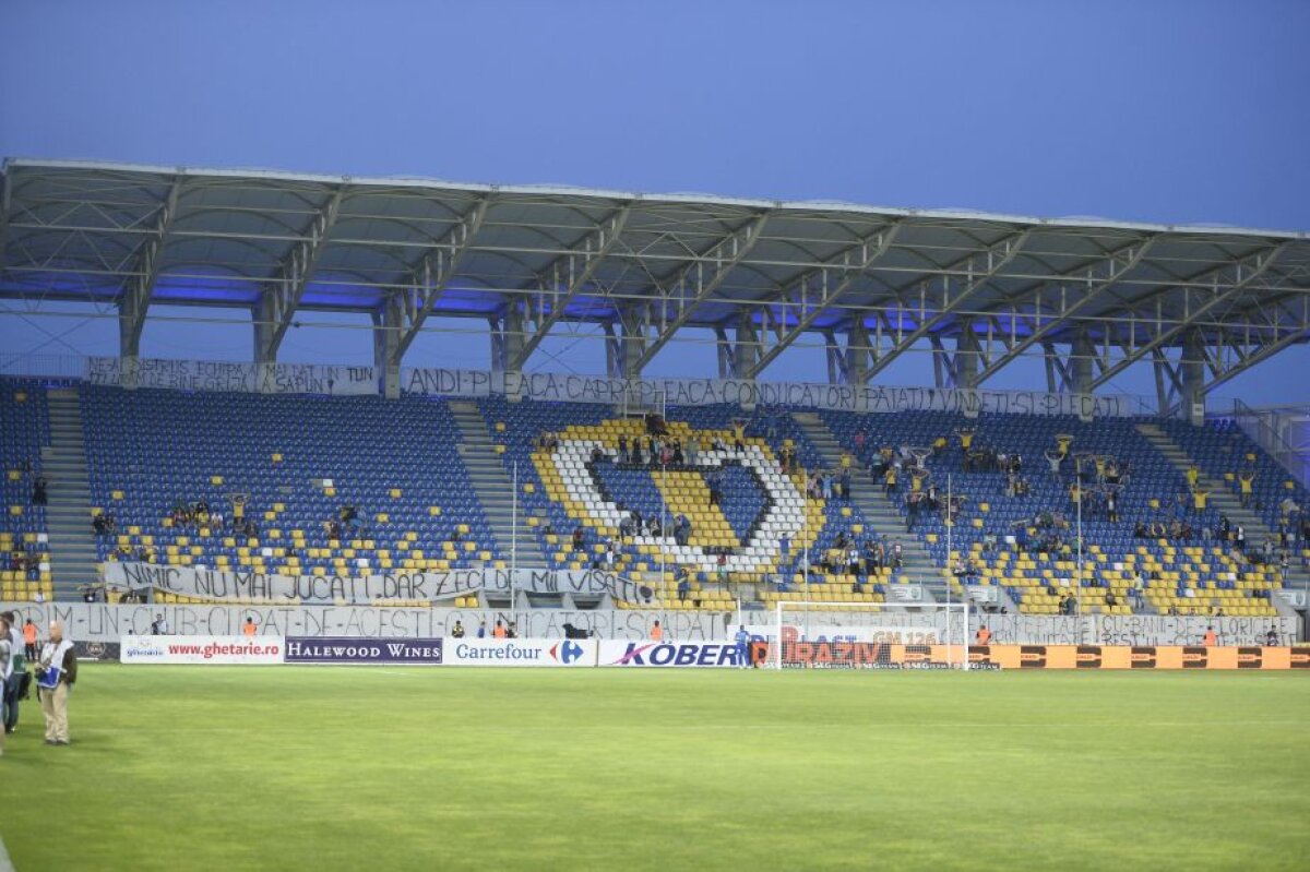 VIDEO+FOTO Revanşa "Puriului" » Dinamo s-a distrat pe "Ilie Oană": 3-0 cu Petrolul