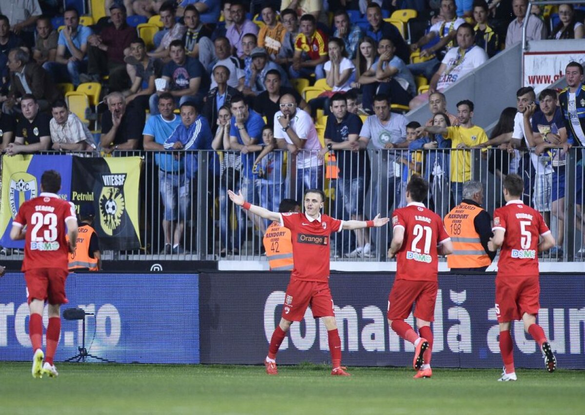 VIDEO+FOTO Revanşa "Puriului" » Dinamo s-a distrat pe "Ilie Oană": 3-0 cu Petrolul