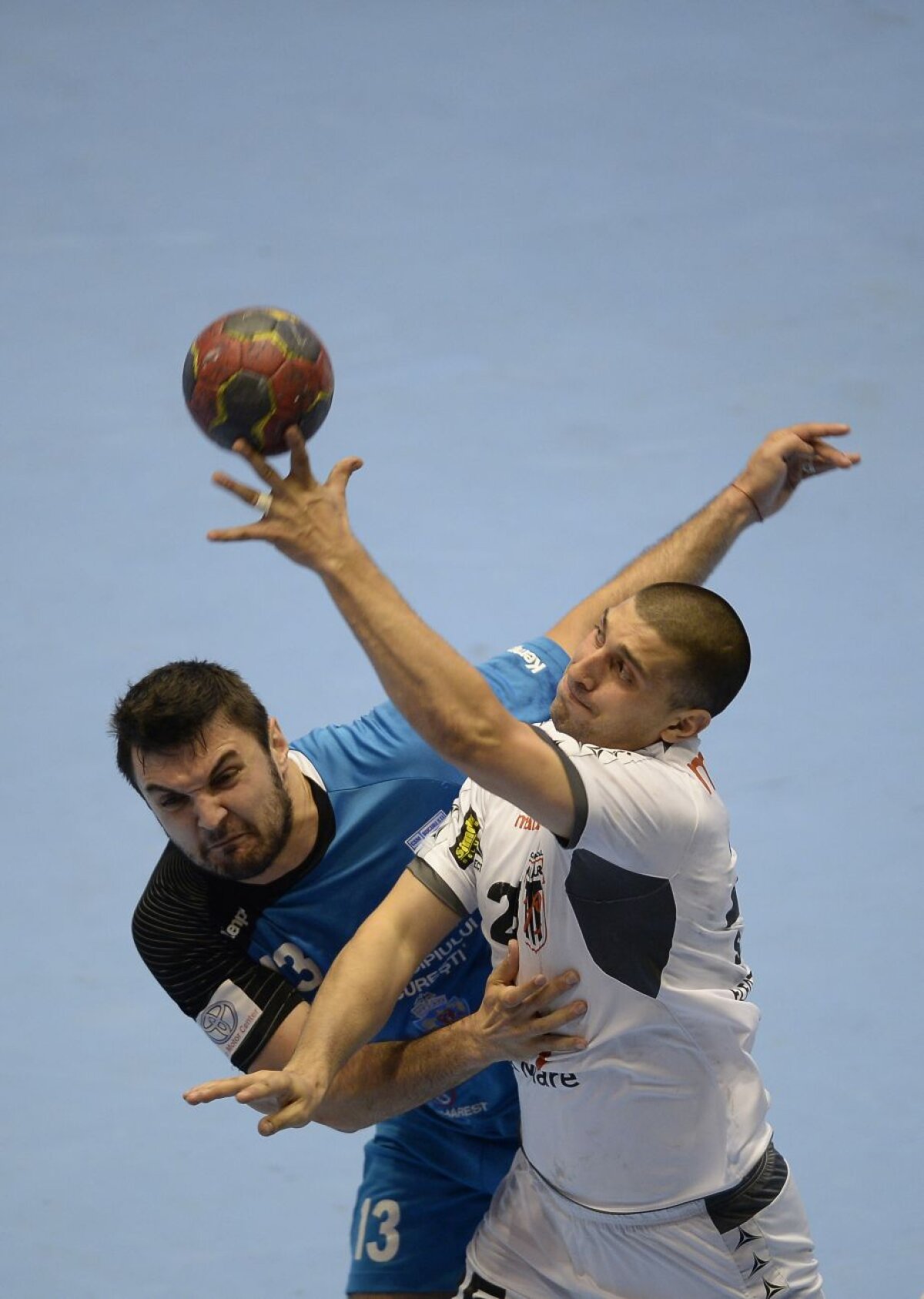 FOTO Ta(i)tai titlu! Minaur a cîştigat aseară la Bucureşti şi e aproape să readucă titlul la Baia Mare după 16 ani