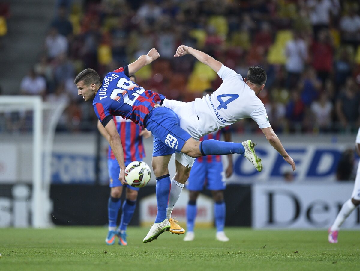 VIDEO și FOTO Final uluitor de sezon » Astra lui Șumudică bate ASA și trimite titlul la Steaua în proporție de 90%! ”Roș-albaștrii” au învins Botoșaniul în 9!