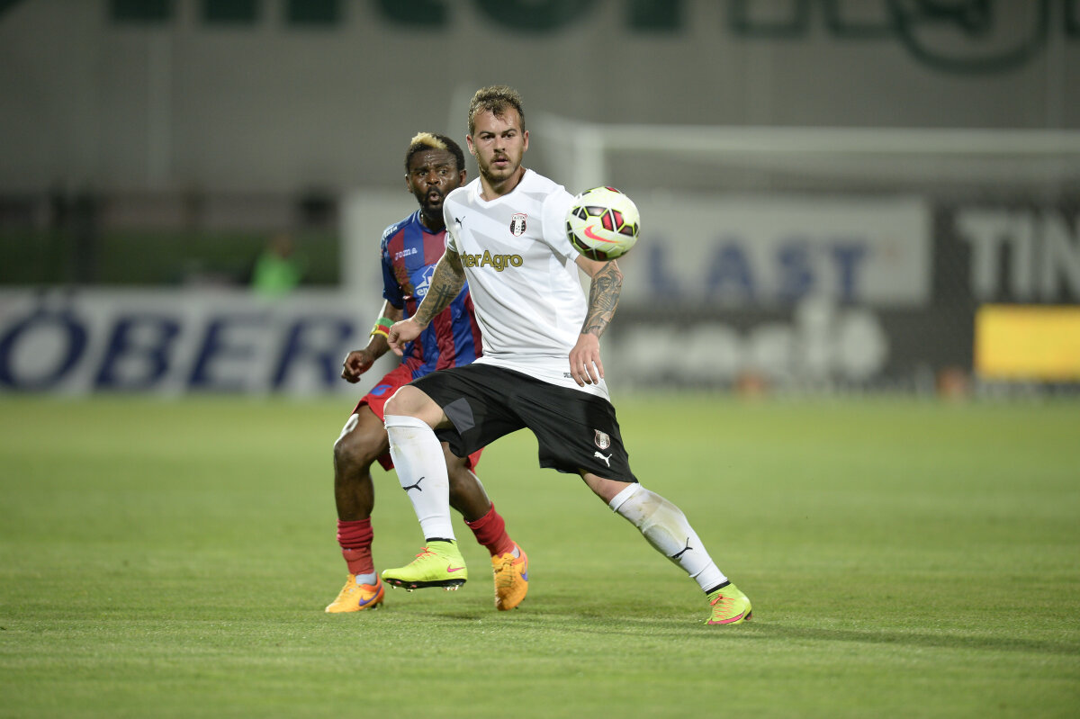 VIDEO și FOTO Final uluitor de sezon » Astra lui Șumudică bate ASA și trimite titlul la Steaua în proporție de 90%! ”Roș-albaștrii” au învins Botoșaniul în 9!