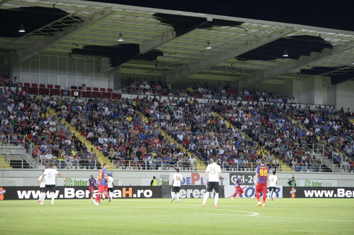 FOTO Imaginile celor două finale: Arena Națională pustie, la Giurgiu stadionul plin