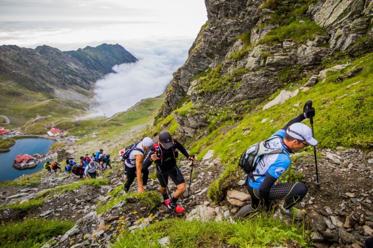Sus în Carpați dispar românii » Ce a observat istoricul Lucian Boia cînd a urcat munții: "M-a frapat chestia asta"