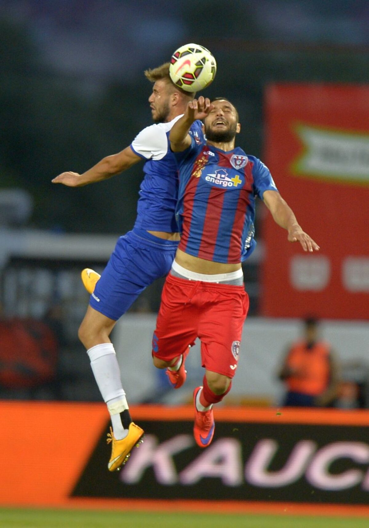 VIDEO şi FOTO » Dramatism în Liga 1! Roş-albaştrii cîştigă campionatul! CSMS Iaşi - Steaua 0-0, ASA - Oţelul  1-2