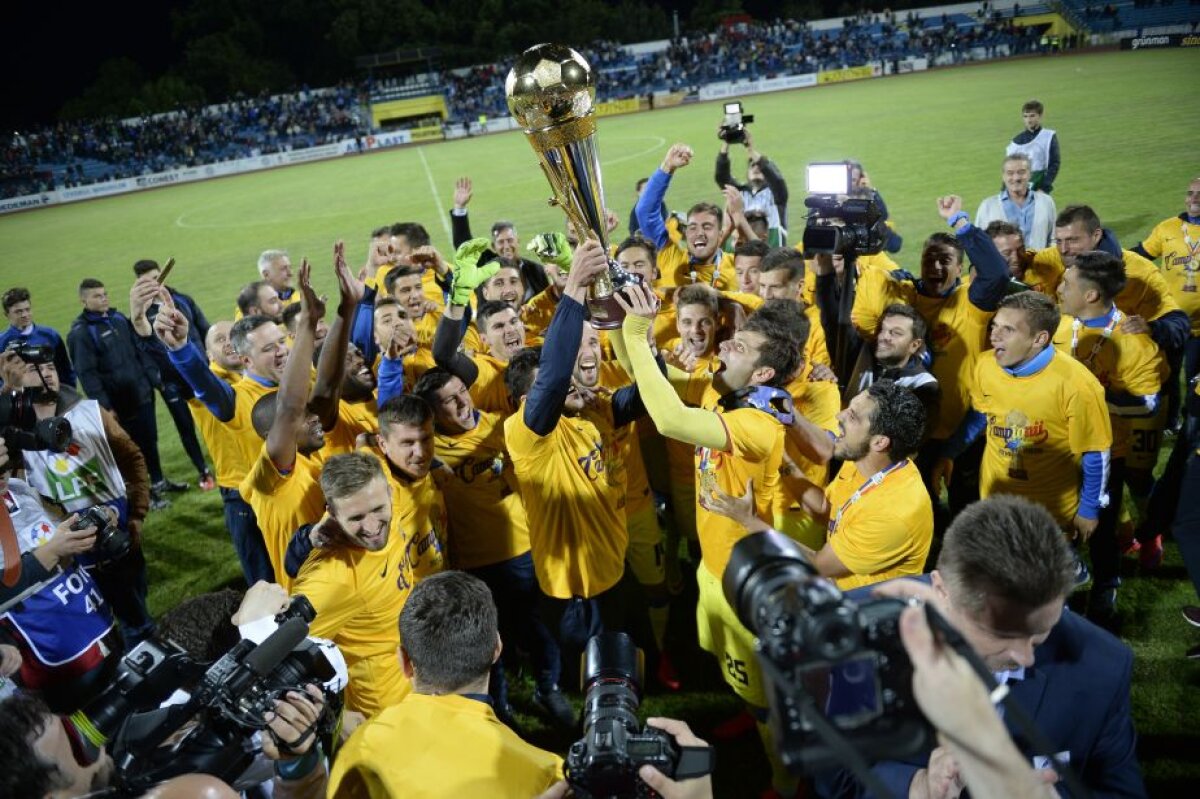 VIDEO şi FOTO » Dramatism în Liga 1! Roş-albaştrii cîştigă campionatul! CSMS Iaşi - Steaua 0-0, ASA - Oţelul  1-2