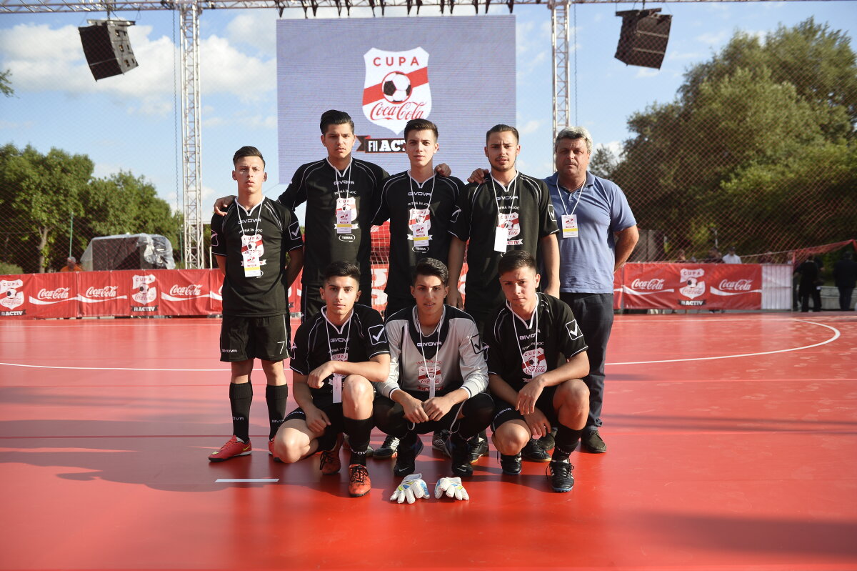 FOTO A avut loc tragerea la sorți a grupelor Cupei Coca-Cola!