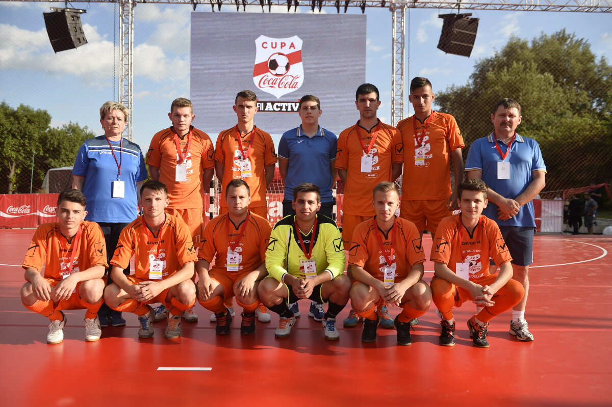 FOTO A avut loc tragerea la sorți a grupelor Cupei Coca-Cola!
