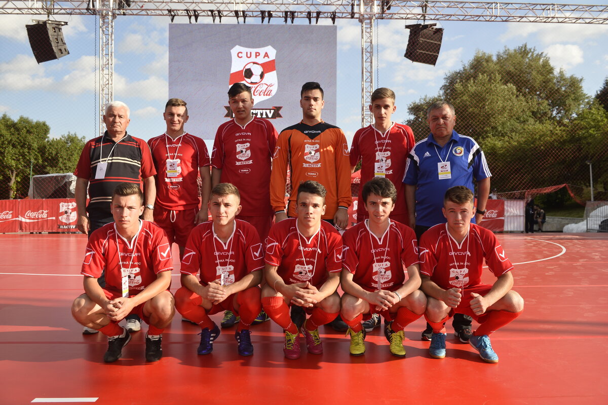 FOTO A avut loc tragerea la sorți a grupelor Cupei Coca-Cola!