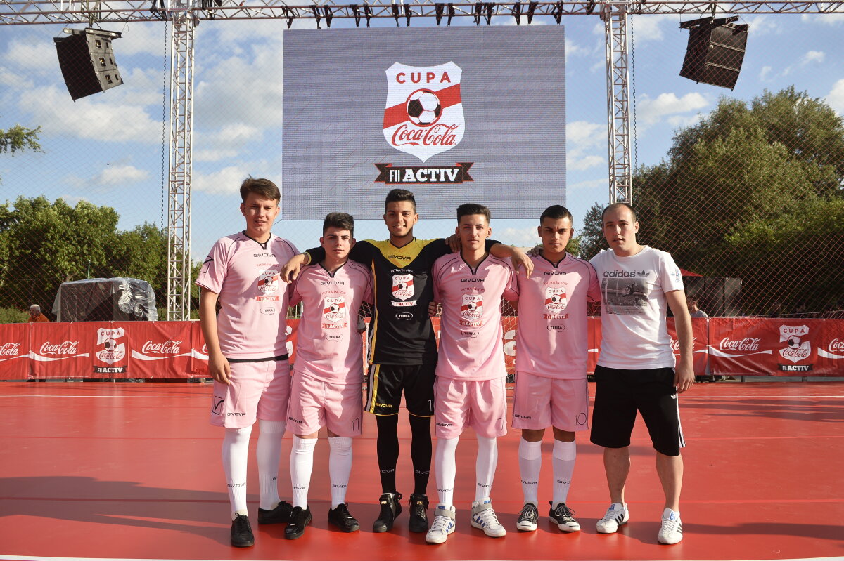 FOTO A avut loc tragerea la sorți a grupelor Cupei Coca-Cola!