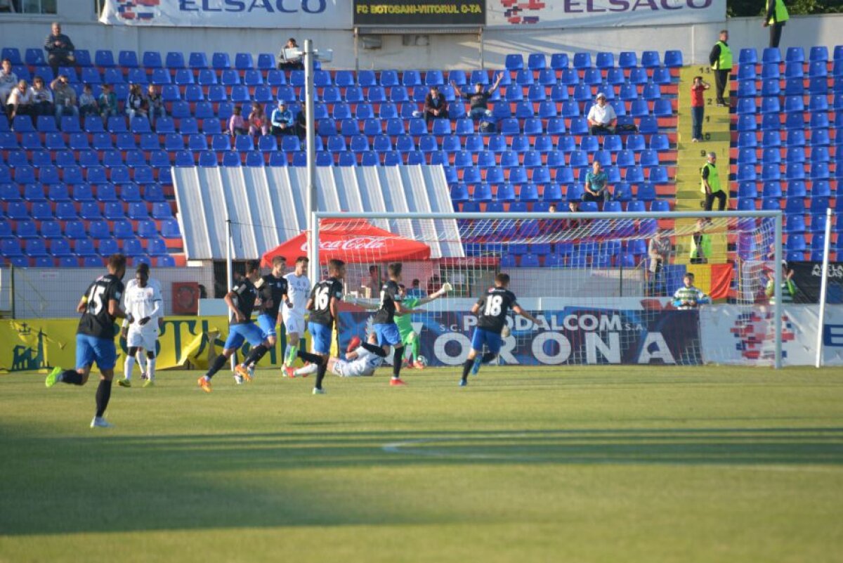 VIDEO+FOTO Hagi în alb şi negru » Golul de 4-4 marcat de Hadnagy i-a scos Viitorului 600.000 euro din buzunar