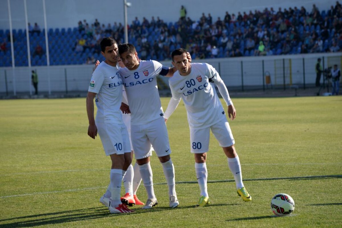 VIDEO+FOTO Hagi în alb şi negru » Golul de 4-4 marcat de Hadnagy i-a scos Viitorului 600.000 euro din buzunar