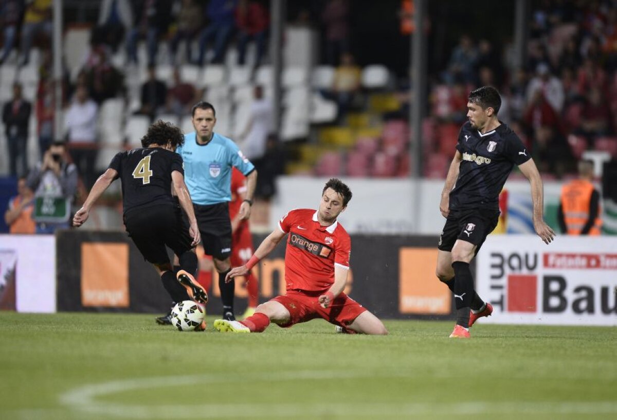 VIDEO + FOTO Dinamo - Astra Giurgiu 0-2 » Roş-albii încheie sezonul în genunchi. De 43 de ani n-au mai terminat pe 7!