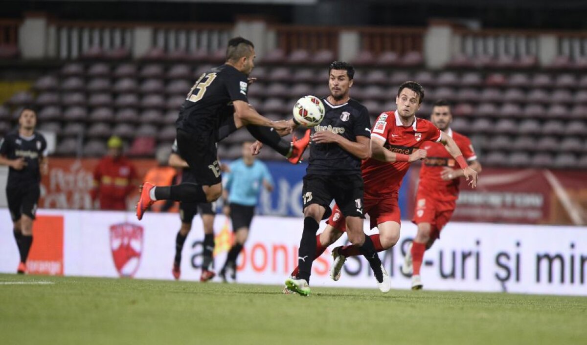 VIDEO + FOTO Dinamo - Astra Giurgiu 0-2 » Roş-albii încheie sezonul în genunchi. De 43 de ani n-au mai terminat pe 7!