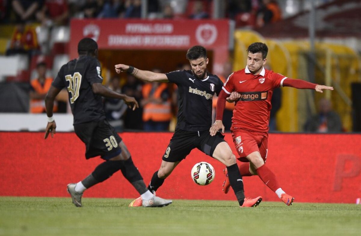 VIDEO + FOTO Dinamo - Astra Giurgiu 0-2 » Roş-albii încheie sezonul în genunchi. De 43 de ani n-au mai terminat pe 7!