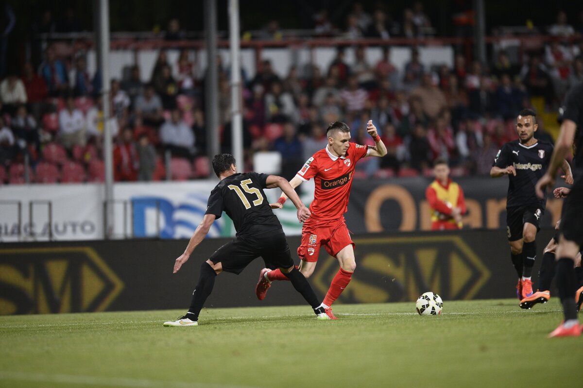 VIDEO + FOTO Dinamo - Astra Giurgiu 0-2 » Roş-albii încheie sezonul în genunchi. De 43 de ani n-au mai terminat pe 7!