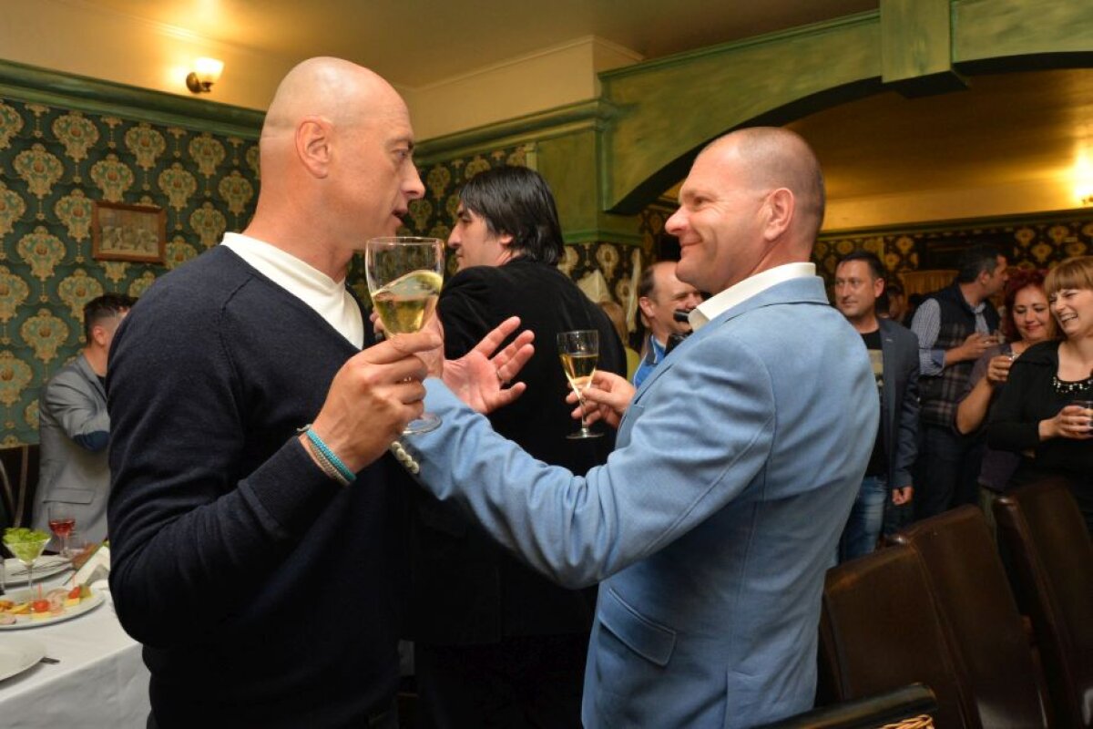 GALERIE FOTO Valeriu Iftime a hotărît ce se va întîmpla cu Leo Grozavu din sezonul următor » Botoșănenii au sărbătorit calificarea în preliminariile EL