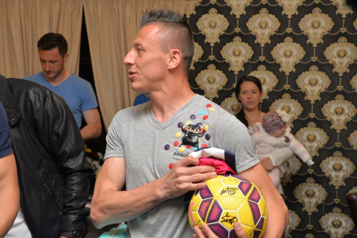 GALERIE FOTO Valeriu Iftime a hotărît ce se va întîmpla cu Leo Grozavu din sezonul următor » Botoșănenii au sărbătorit calificarea în preliminariile EL