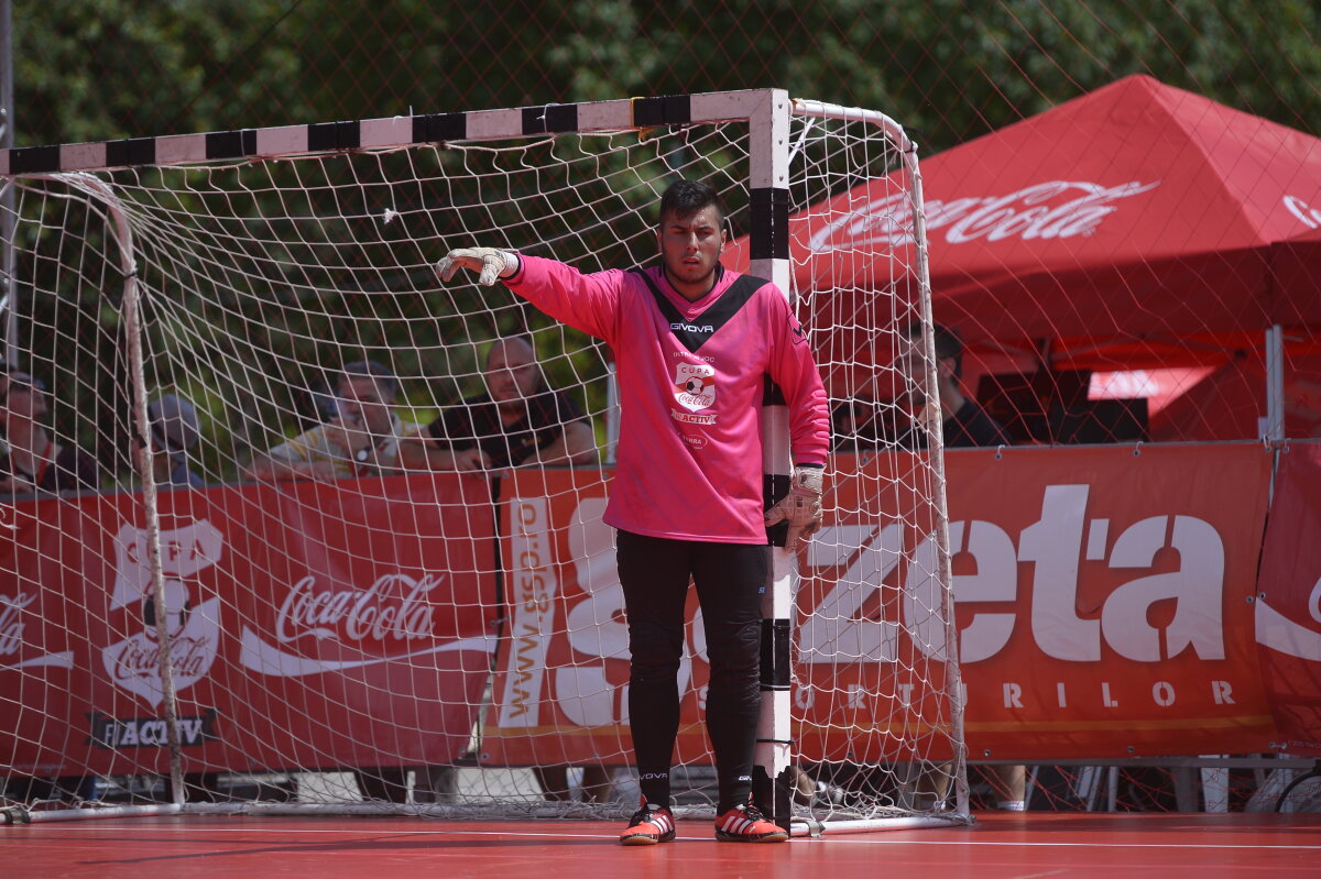 FOTO Cupa Coca-Cola și-a desemnat cîştigătorii! LPS Cluj s-a impus clar la feminin, iar Liceul Doamna Chiajna la masculin!