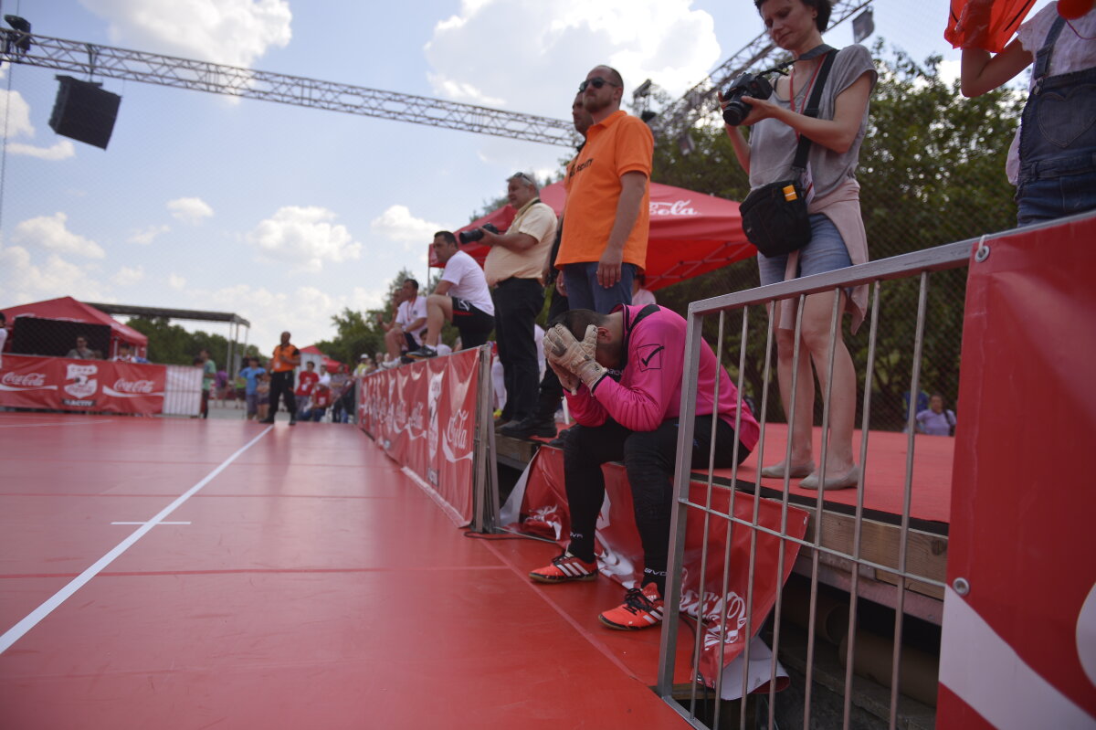 FOTO Cupa Coca-Cola și-a desemnat cîştigătorii! LPS Cluj s-a impus clar la feminin, iar Liceul Doamna Chiajna la masculin!