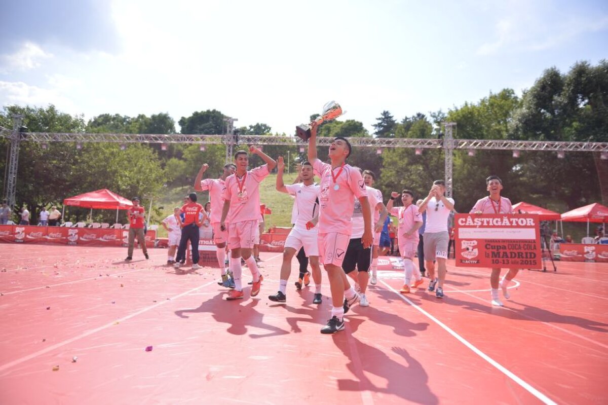 GALERIE FOTO Atmosferă de zile mari la finalele Cupei Coca Cola! Lacrimi, bucurie și emoții cît cuprinde într-o serie de imagini spectaculoase