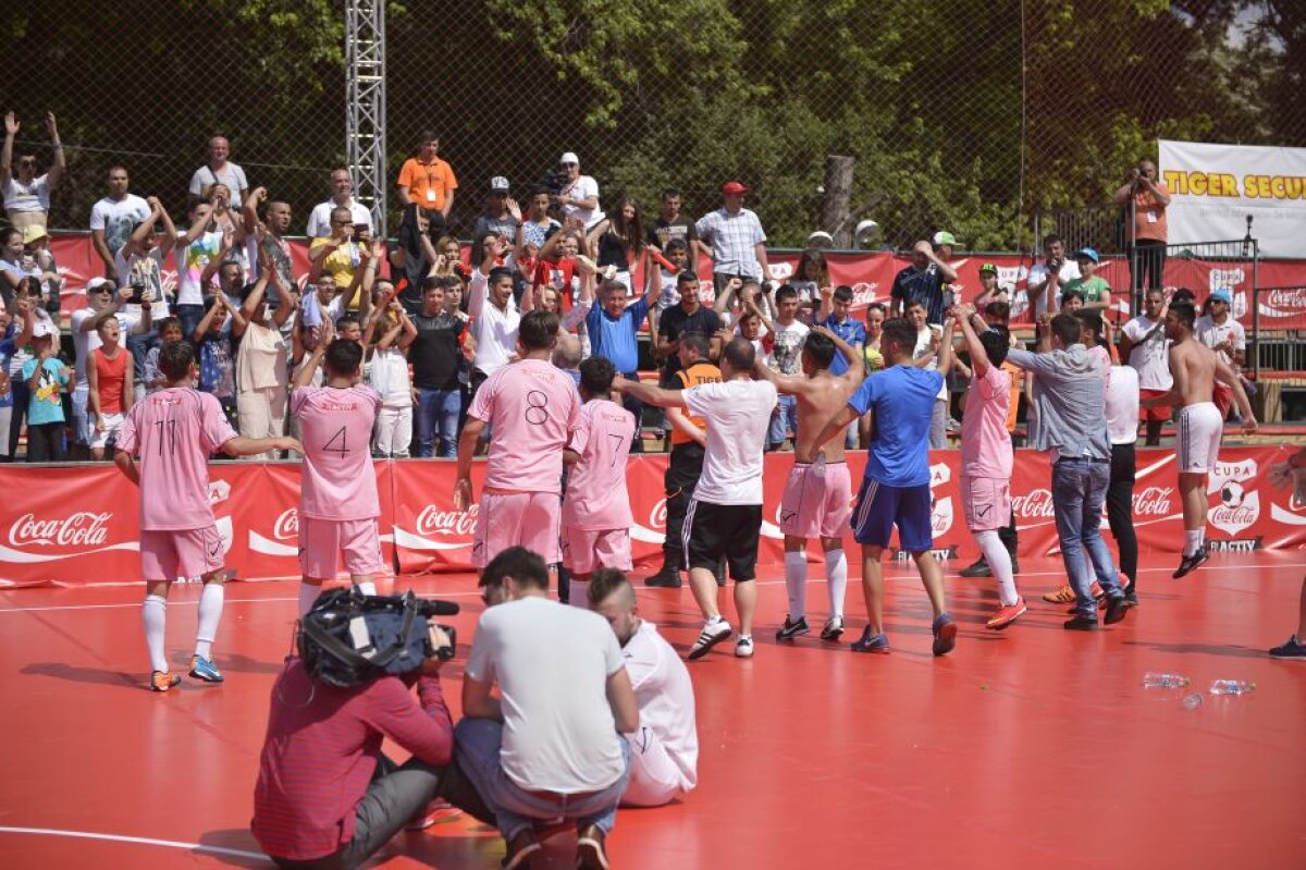 GALERIE FOTO Atmosferă de zile mari la finalele Cupei Coca Cola! Lacrimi, bucurie și emoții cît cuprinde într-o serie de imagini spectaculoase