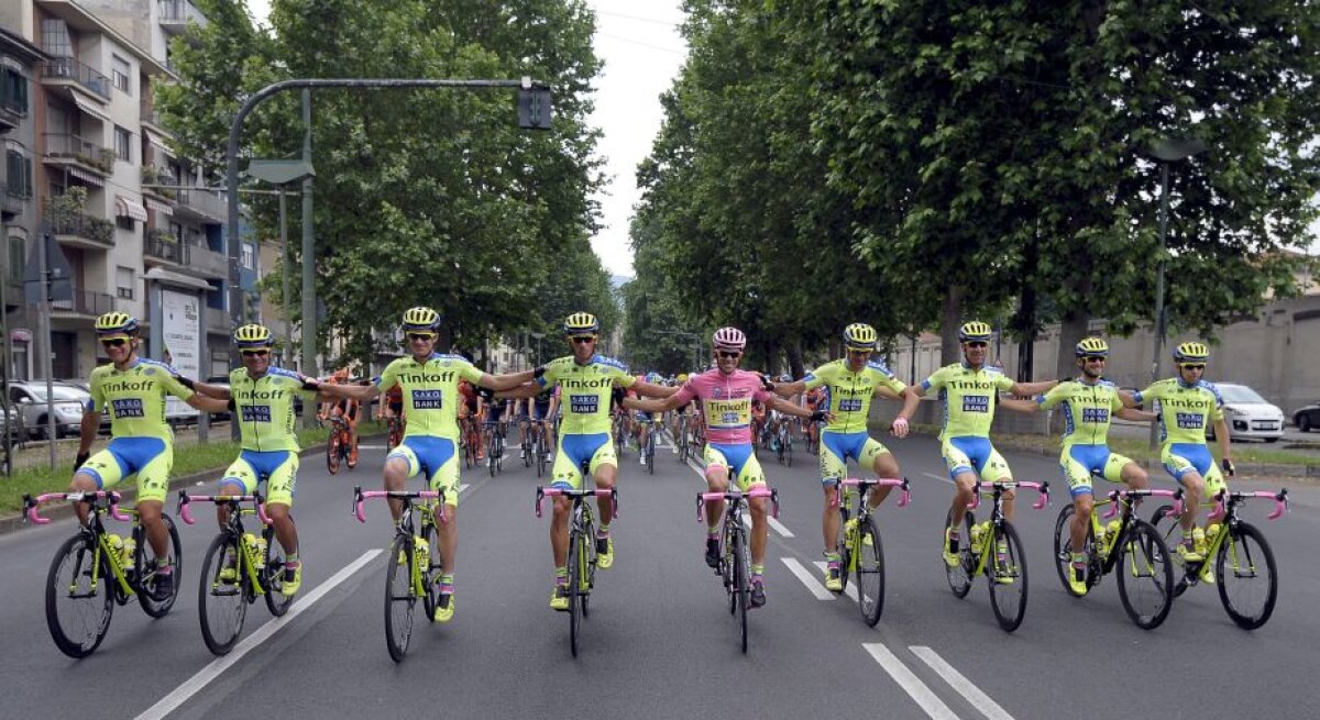 Al 7-lea triumf: Alberto Contador a cîștigat Turul Italiei » Eduard Grosu și Serghei Țvetcov au devenit primii români din istorie care termină un Mare Tur