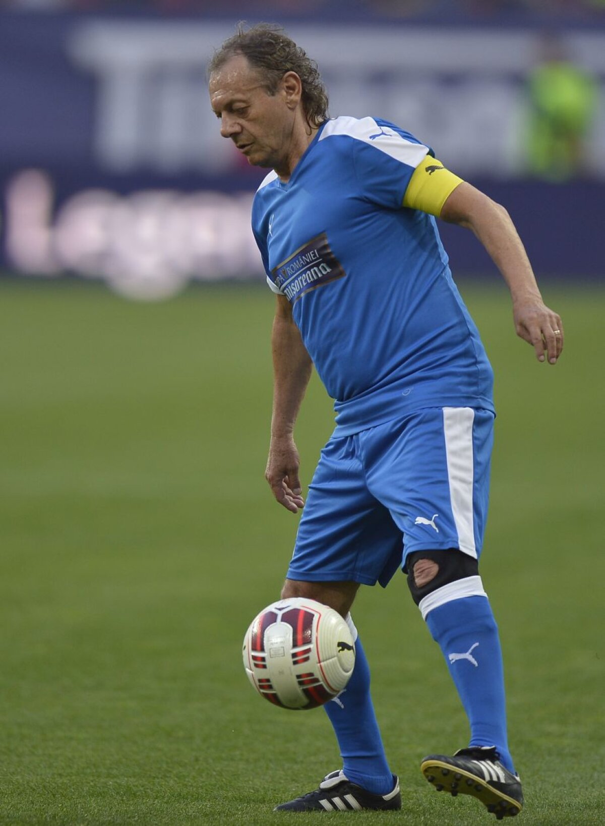 FOTO Pot juca în Liga 1! Legendele au făcut senzaţie pe Naţional Arena înainte de finala Cupei României