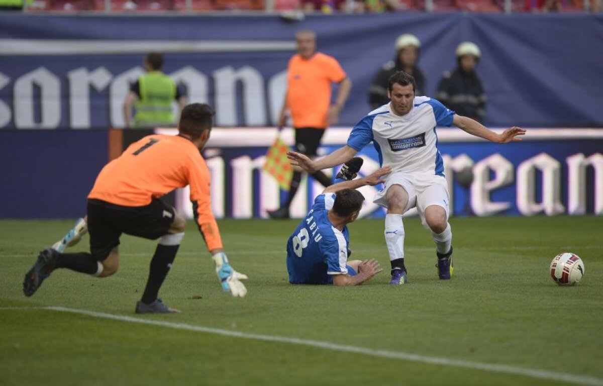 FOTO Pot juca în Liga 1! Legendele au făcut senzaţie pe Naţional Arena înainte de finala Cupei României