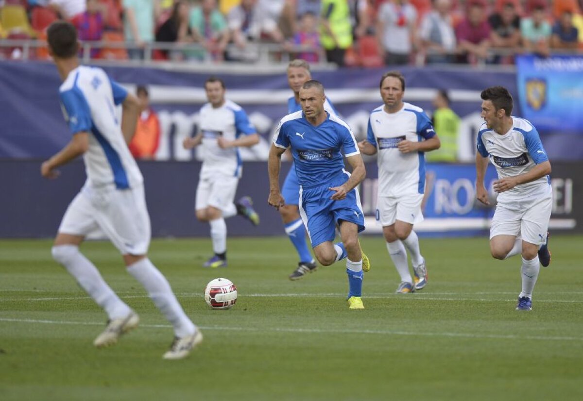 FOTO Pot juca în Liga 1! Legendele au făcut senzaţie pe Naţional Arena înainte de finala Cupei României