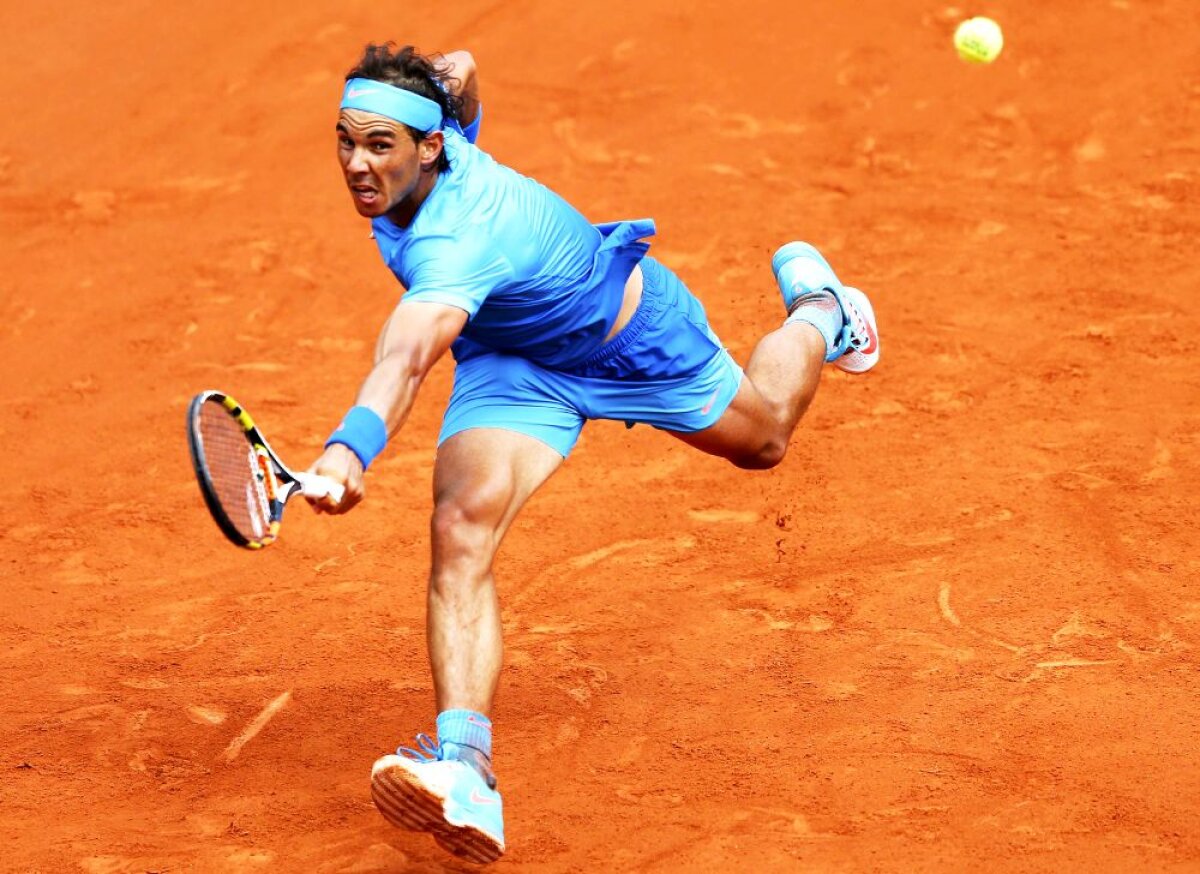 Rafael Nadal joacă MECIUL ANULUI în sferturi de finală de la Roland Garros! Ce adversar tare înfruntă și Roger Federer + VIDEO un punct fabulos