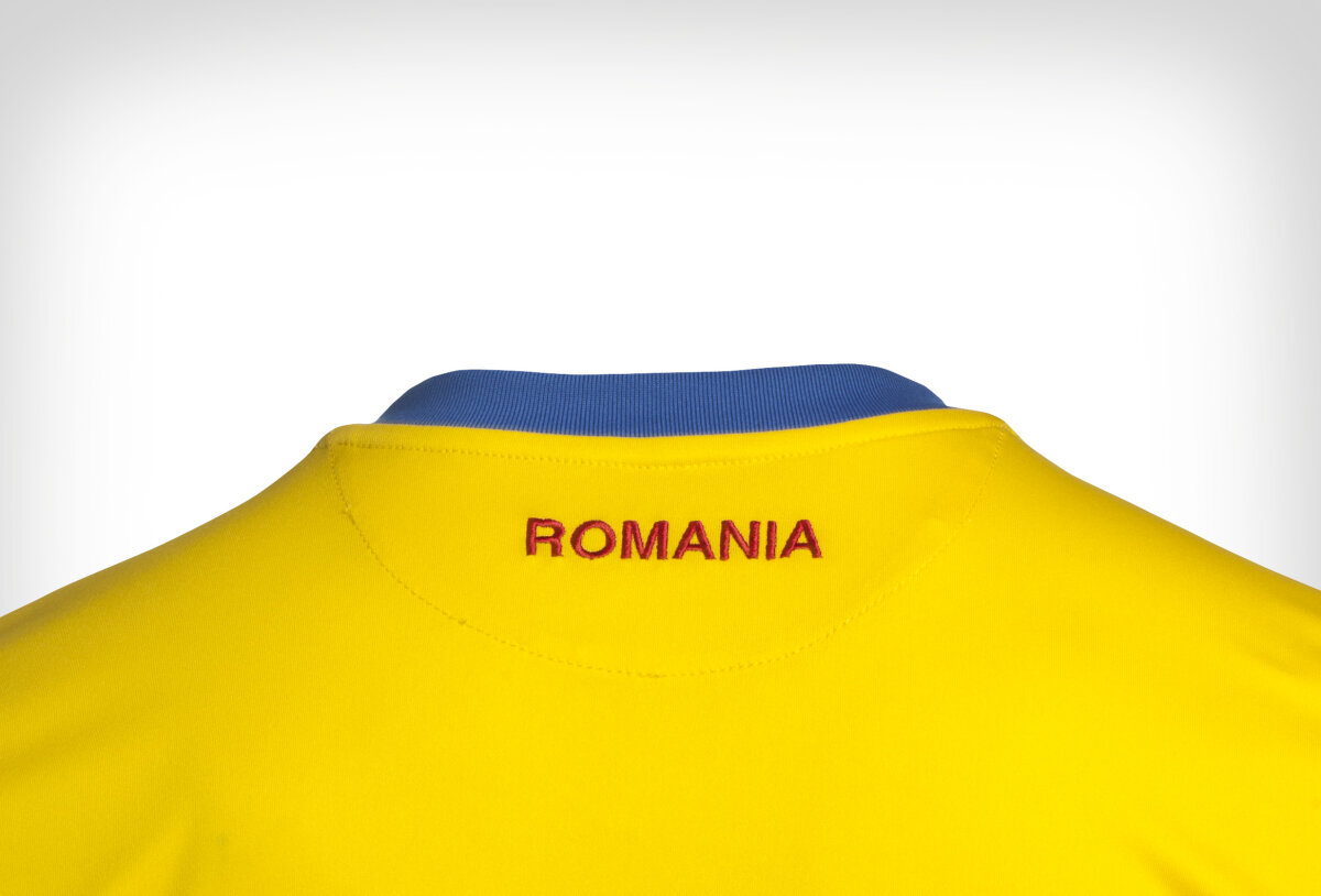 FOTO+VIDEO Prezentare oficială: noul echipament al naţionalei, după trecerea de la Adidas la Joma. Cum ți se pare? 