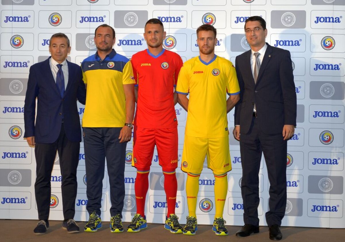 FOTO+VIDEO Prezentare oficială: noul echipament al naţionalei, după trecerea de la Adidas la Joma. Cum ți se pare? 