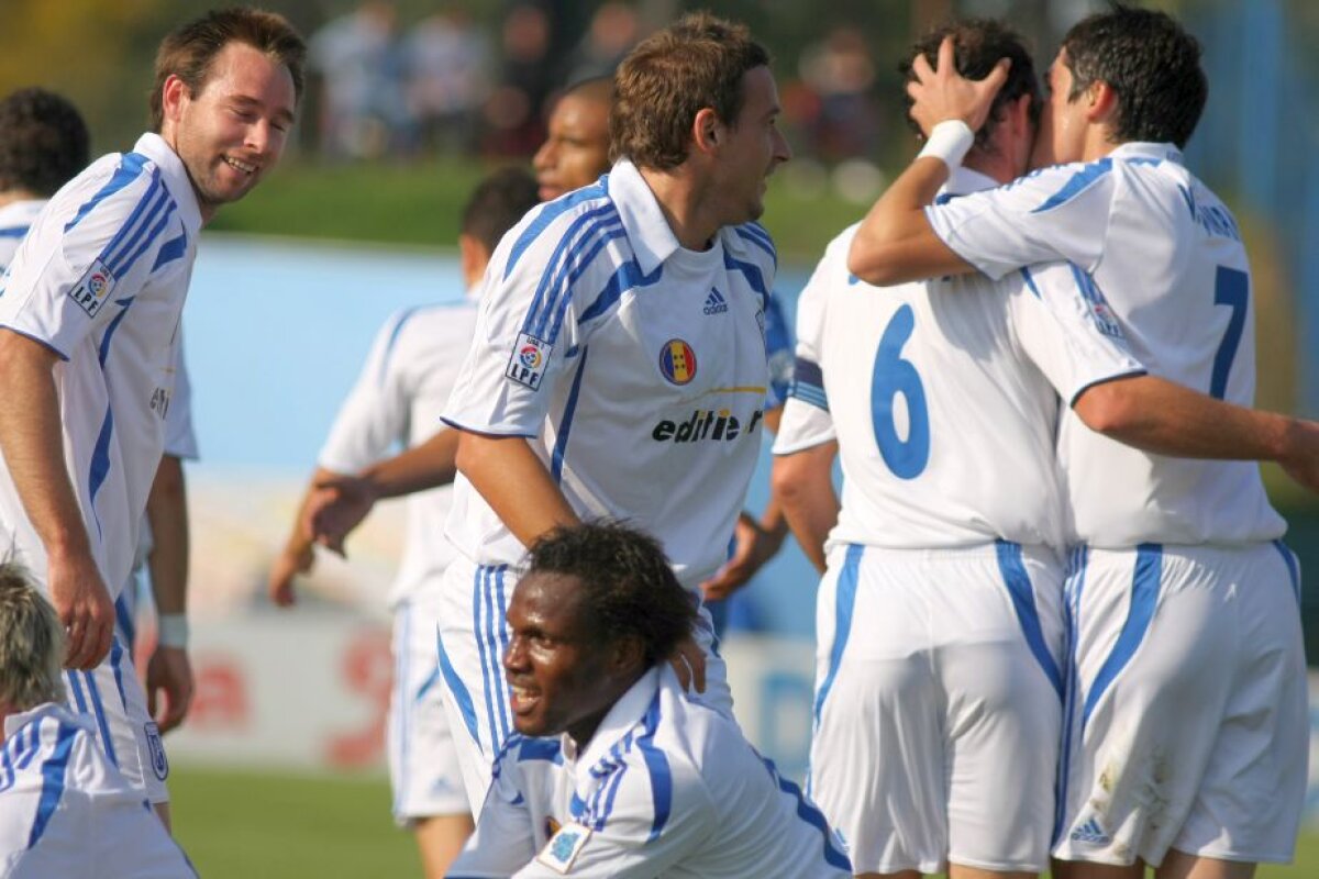 FOTO Ştiinţa şi-a prezentat echipamentul cu care va juca în Liga a 4-a » Sloganul-surpriză de pe tricoul de joc