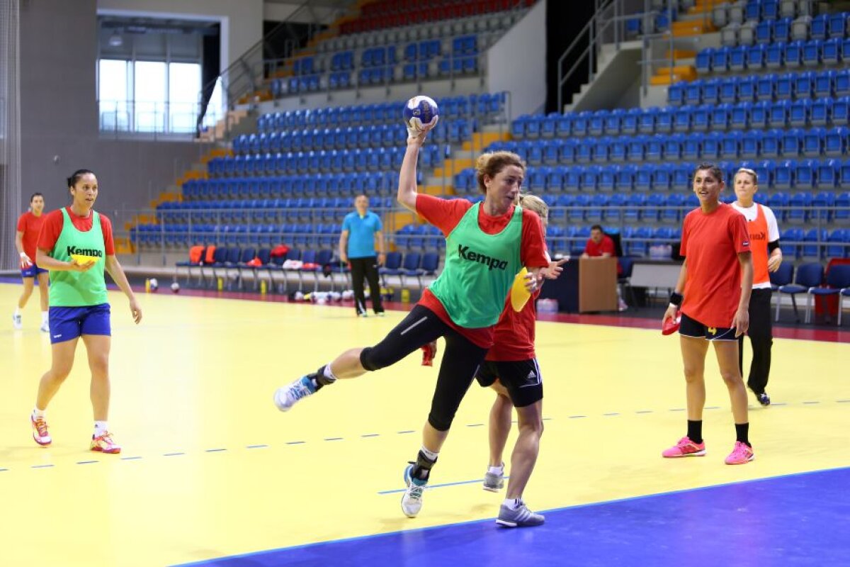 FOTO EXCLUSIV Valentina Elisei a vorbit înaintea dublei cu Serbia despre şansele de calificare la CM: "Pentru asta vom lupta"