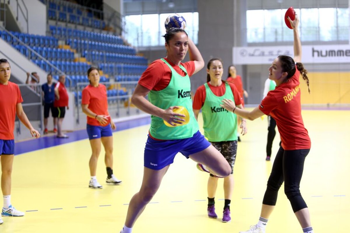 FOTO EXCLUSIV Valentina Elisei a vorbit înaintea dublei cu Serbia despre şansele de calificare la CM: "Pentru asta vom lupta"