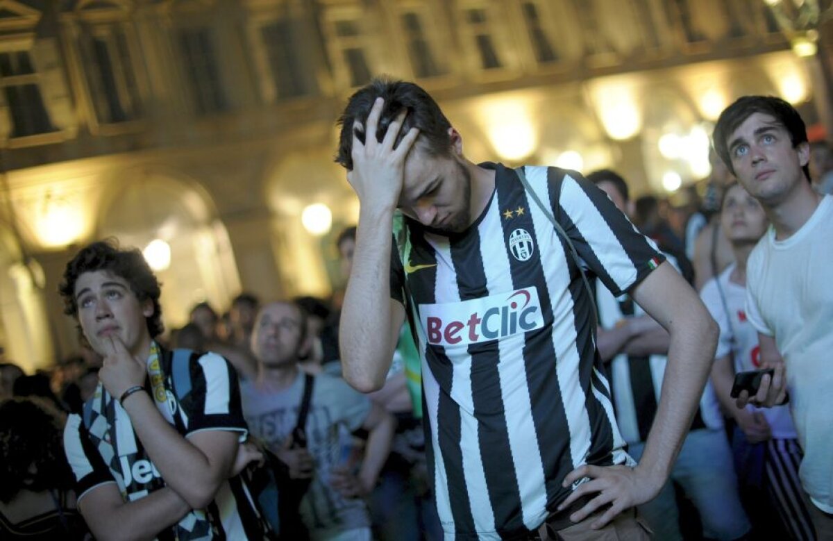 GALERIE FOTO » Momentul ăla în care indiferent cu ce echipă ții, lacrimile lui Pirlo nu te pot lăsa indiferent