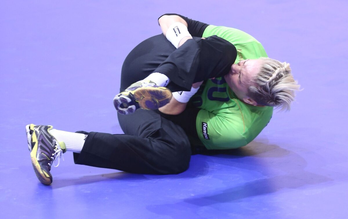 FOTO Corespondență din Serbia » Baia Mare rămîne fără portar! Accidentarea Paulei Ungureanu, secvenţă cu secvenţă