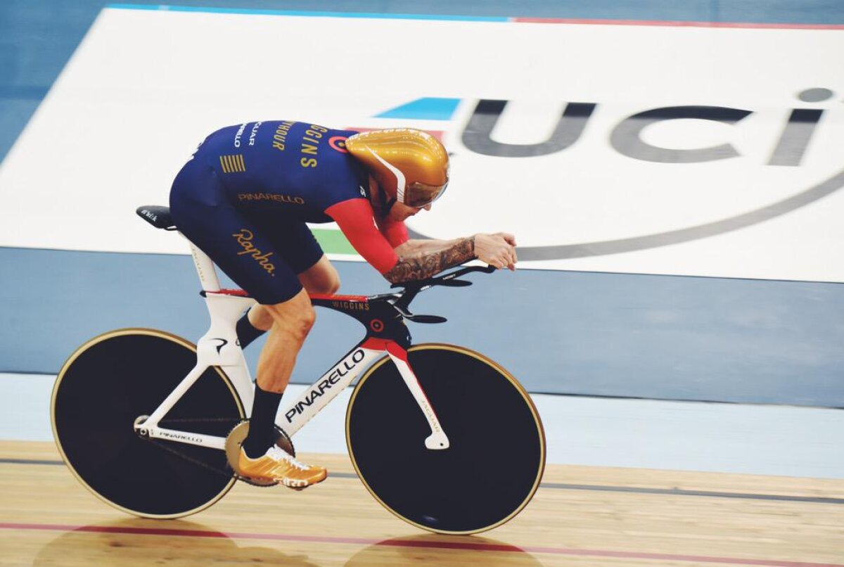 Sir Bradley Wiggins a spulberat Recordul Orei în ciclism! Dar întrebarea rămîne: cît rezistă?