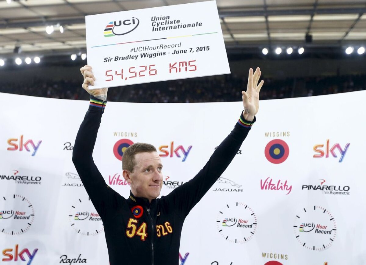 Sir Bradley Wiggins a spulberat Recordul Orei în ciclism! Dar întrebarea rămîne: cît rezistă?