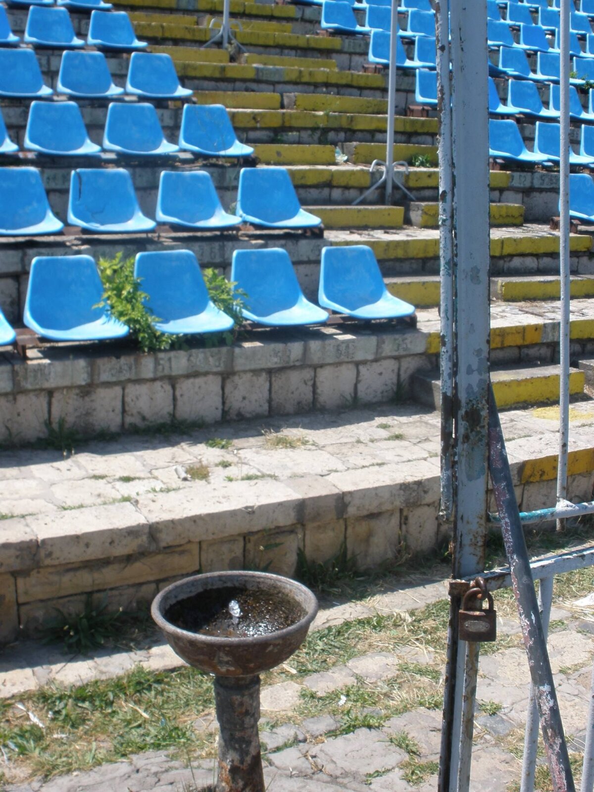 EXCLUSIV FOTO Imagini incredibile de pe arena care ar trebui să găzduiască peste o lună Supercupa României! Ce spun oficialii