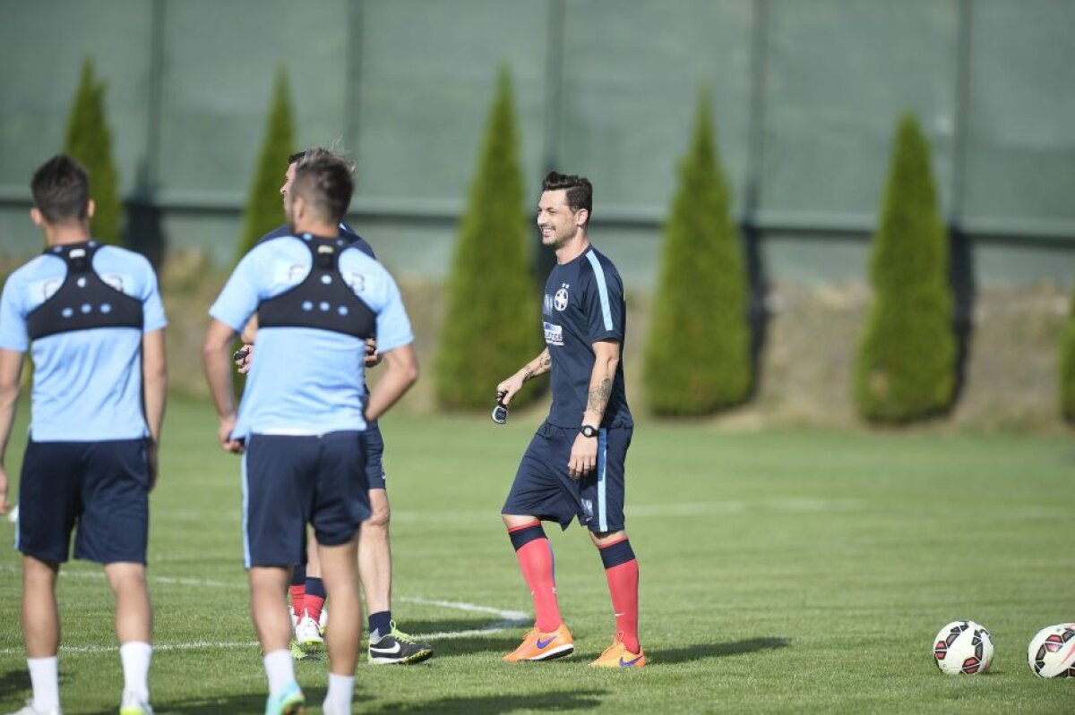 EXCLUSIV GALERIE FOTO Prima zi cu Rădoi ca antrenor! Fostul fundaş a condus primele antrenamente ale Stelei