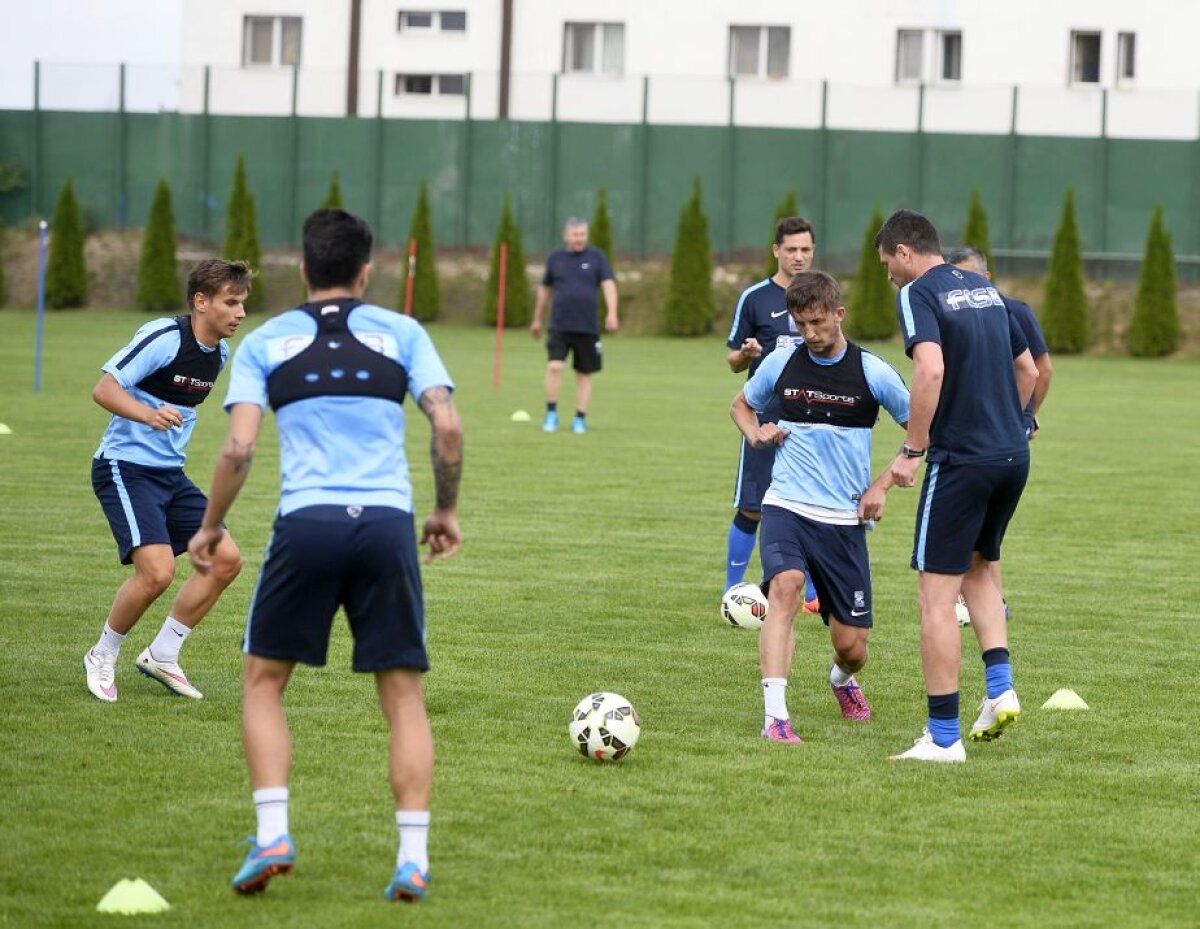 GALERIE FOTO Ziua a treia la Săcele » Primele emoţii pentru Rădoi: un stelist a ieșit accidentat din antrenament