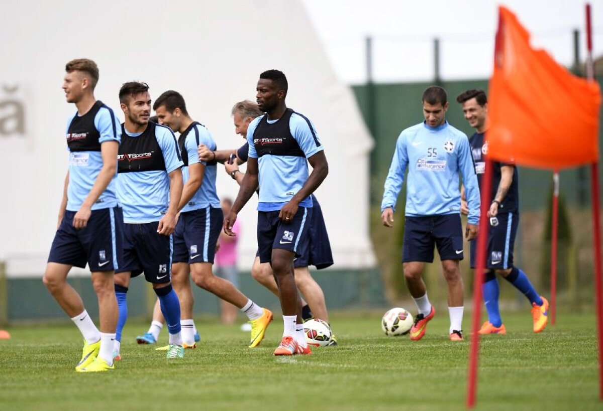 GALERIE FOTO Ziua a treia la Săcele » Primele emoţii pentru Rădoi: un stelist a ieșit accidentat din antrenament