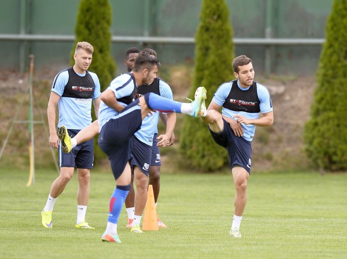 GALERIE FOTO Ziua a treia la Săcele » Primele emoţii pentru Rădoi: un stelist a ieșit accidentat din antrenament