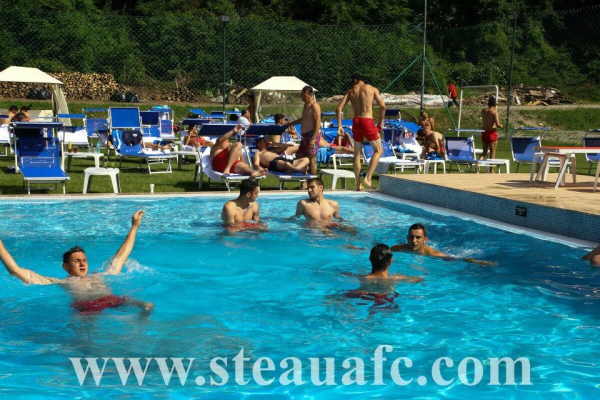 GALERIE FOTO Rădoi i-a dus pe stelişti la han » Cum s-au relaxat campionii