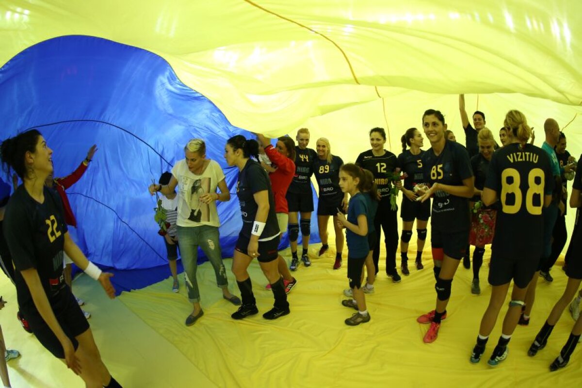 FOTO Calificare cu apa la gît » România s-a calificat la Mondial, dar a tremurat serios la returul cu Serbia