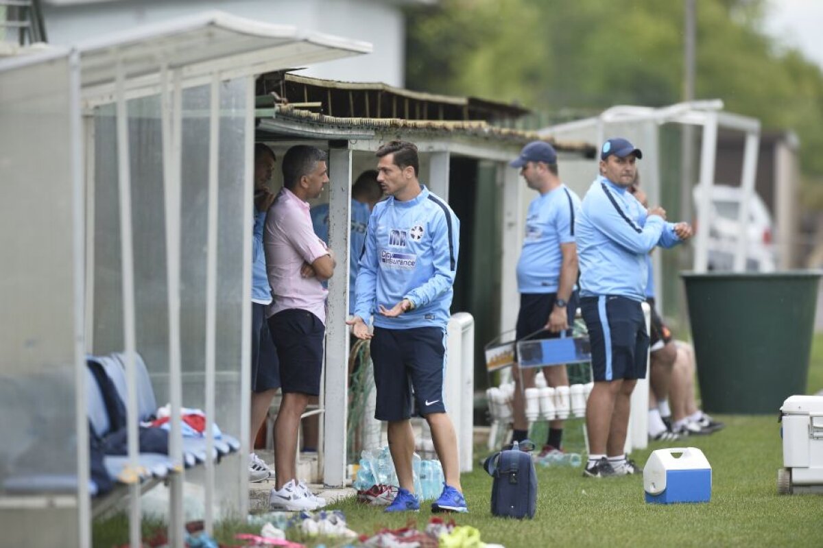 FOTO Continuă antrenamentele tari ale steliștilor la Brașov » Rădoi, în ședință cu Mache